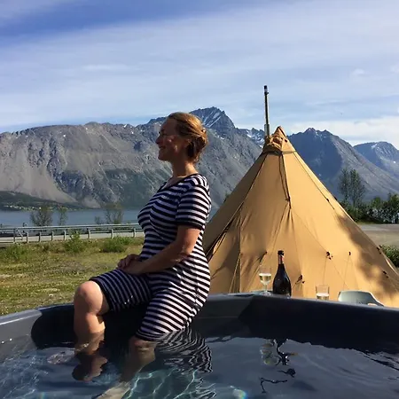 Homestay Lyngen Lodge *